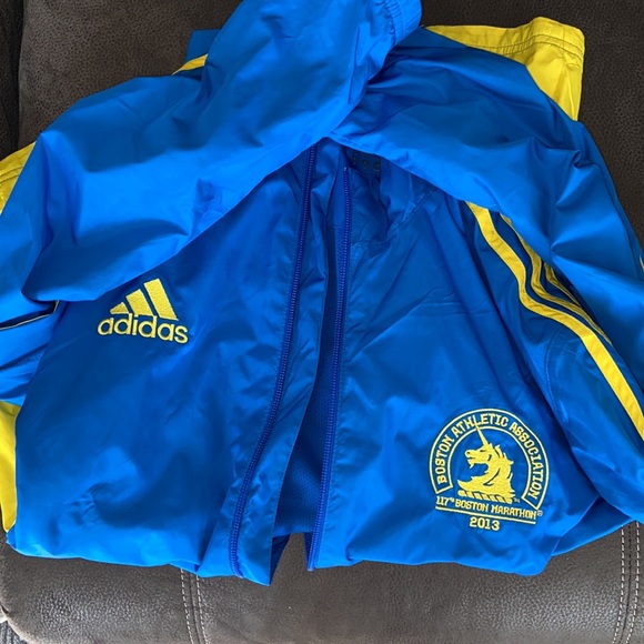 Adidas windbreaker - Picture 4 of 4